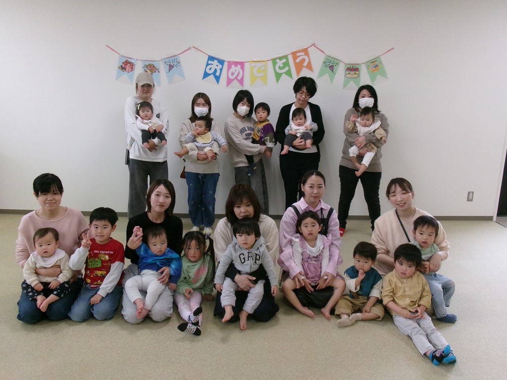 3月誕生日会集合写真