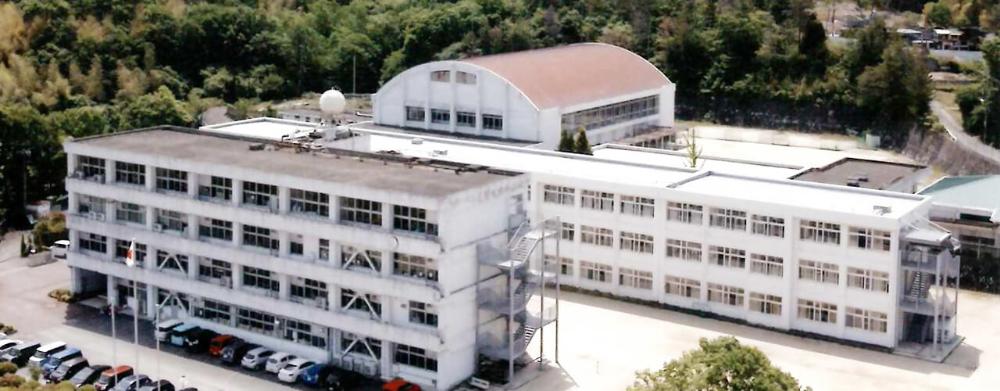 熊野東中学校 外観写真