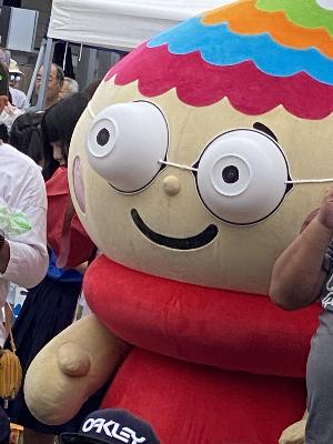 めがねをかけたふでりん