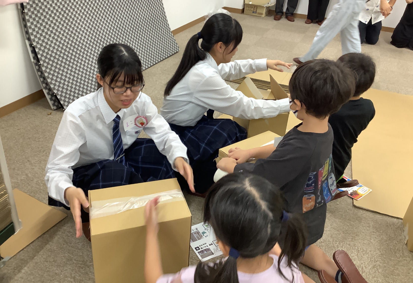 西村まこさんの活動風景